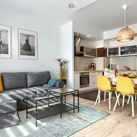 City Center Apartament Parking By Impero Posen Exterior foto