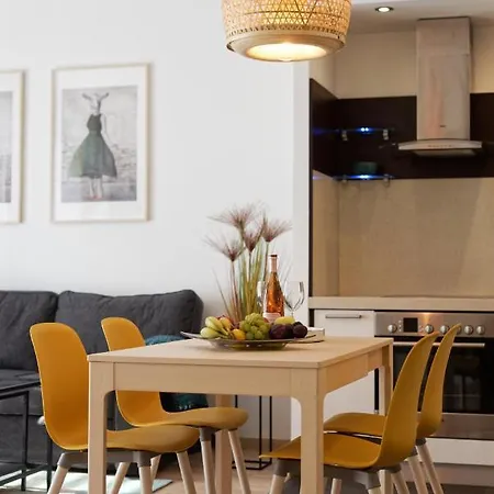 City Center Apartament Parking By Impero Posen Exterior foto